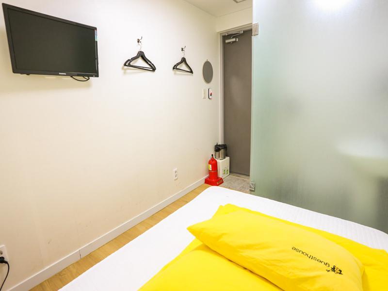 24 Guesthouse Dongdaemun Market Seul Oda fotoğraf