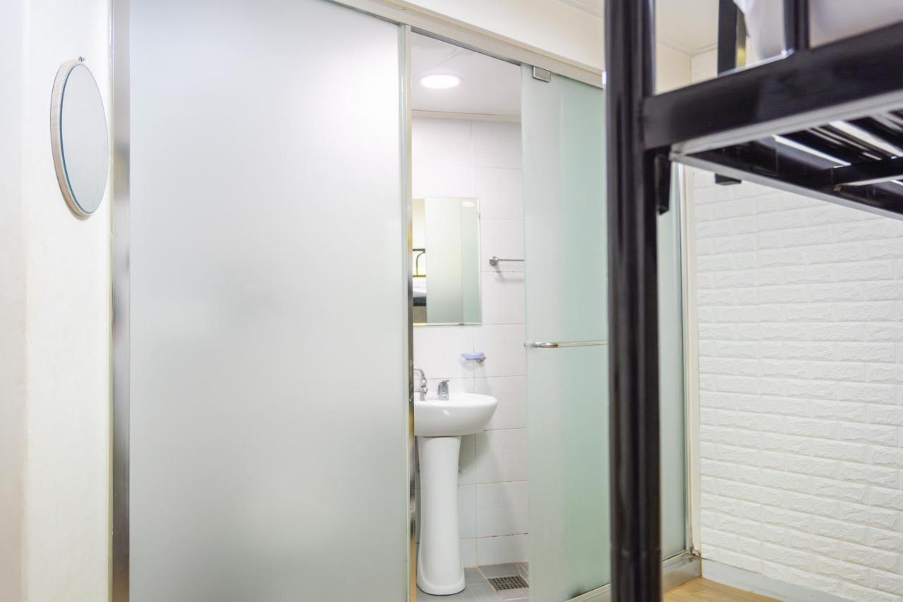 24 Guesthouse Dongdaemun Market Seul Dış mekan fotoğraf